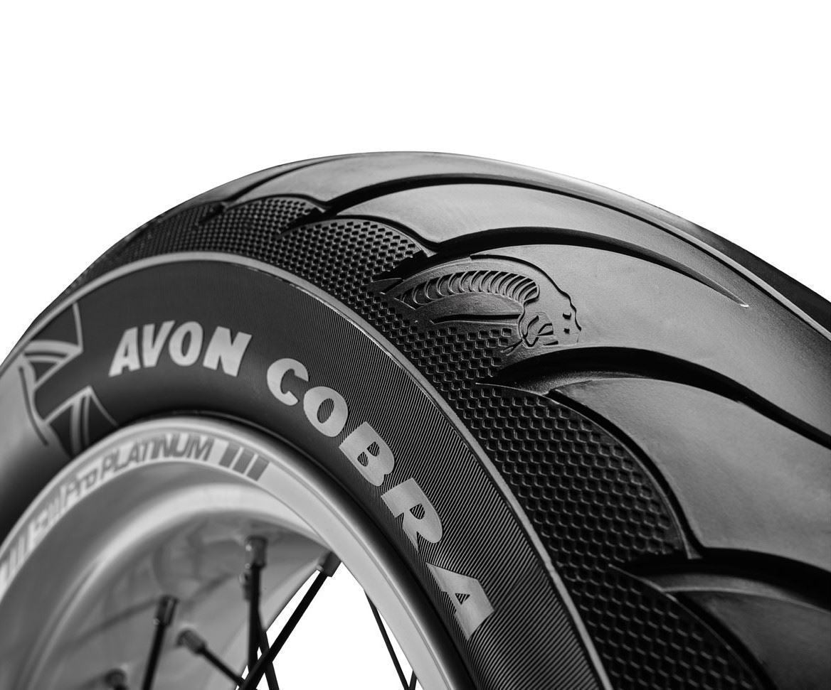 Avon Cobra Chrome AV92 200/60R16 Rear